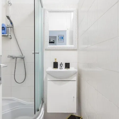 Appartement Splitstay - 1 Min To Golden Gate, Old Town