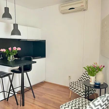 Splitstay - 1 Min To Golden Gate, Old Town Apartamento *